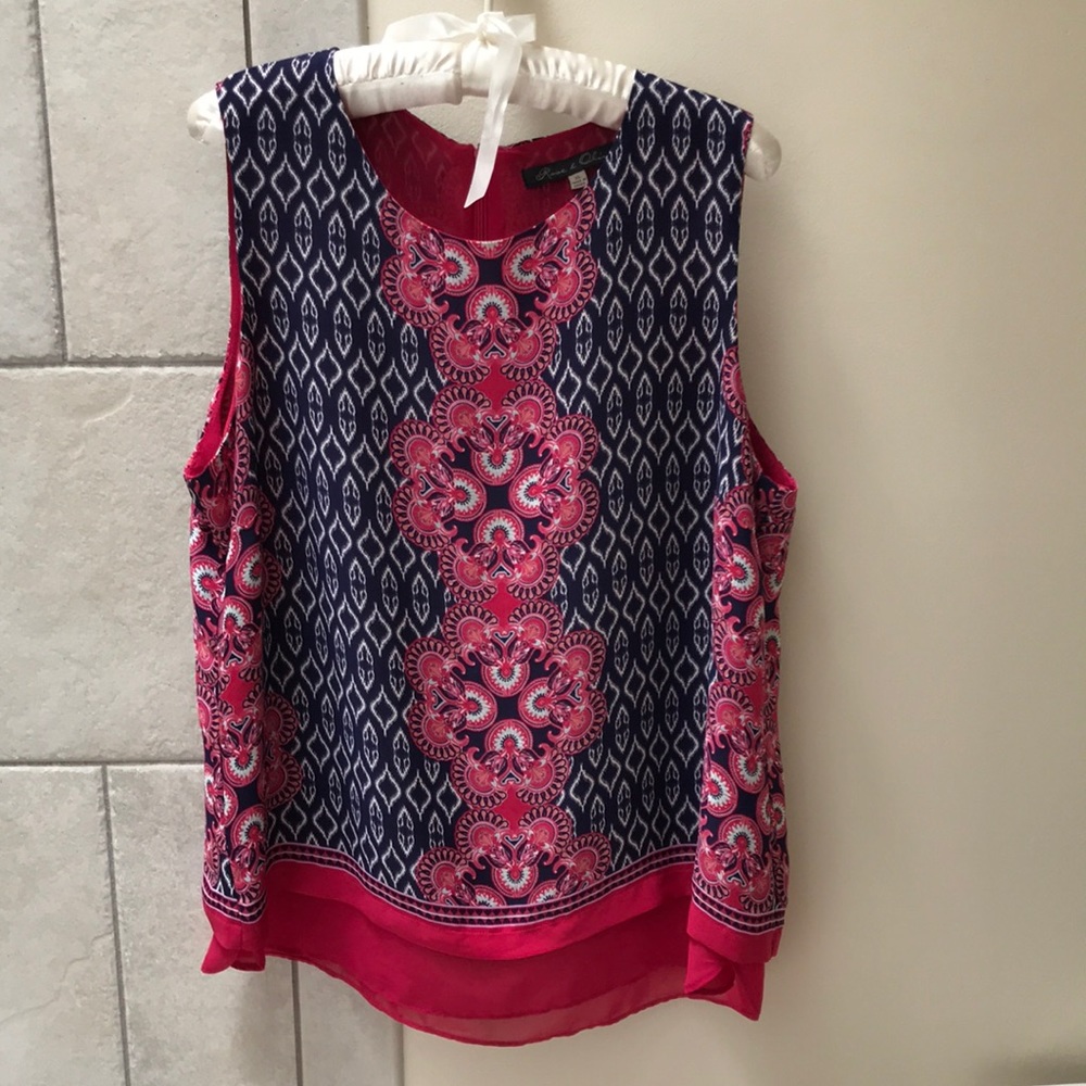 Layered sleeveless blouse